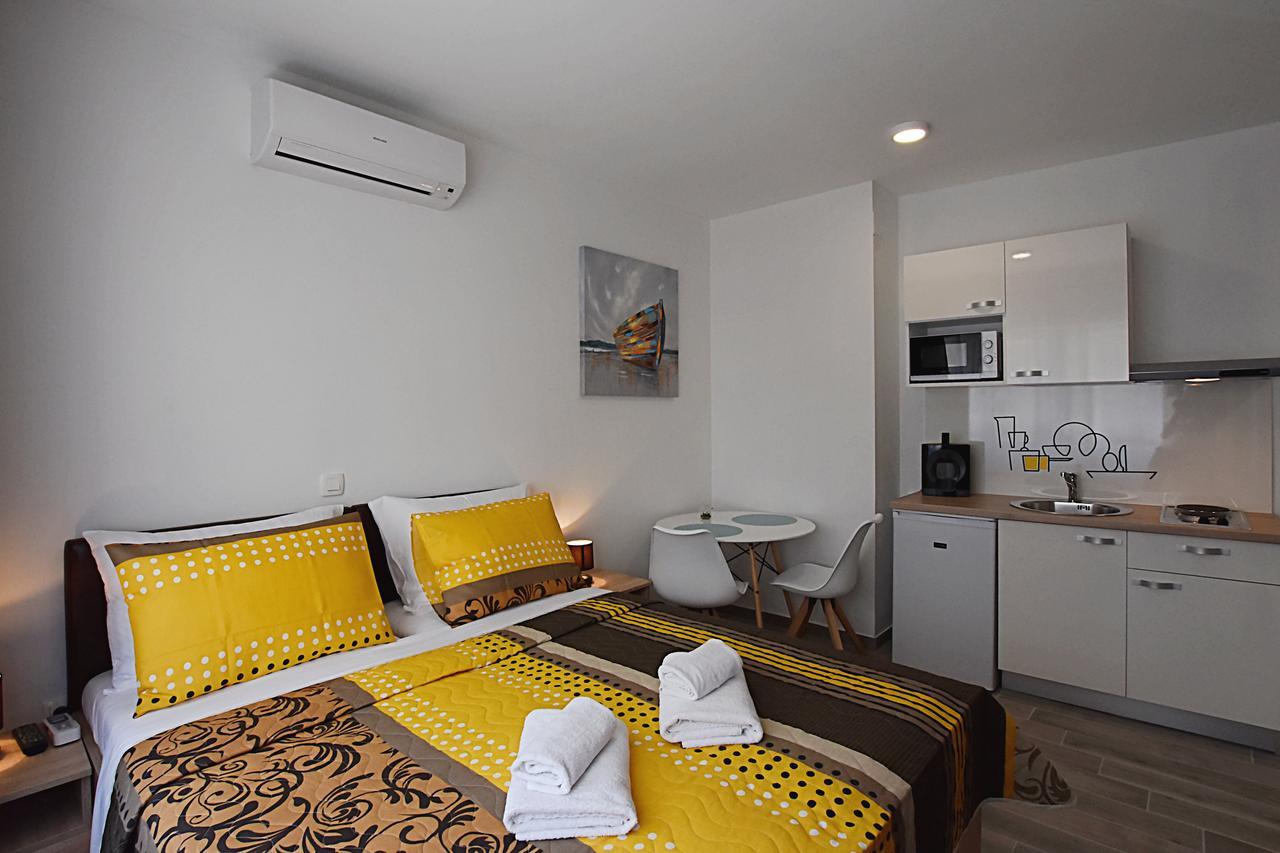Borna & Roko Apartments Free Parking Zadar Exterior foto
